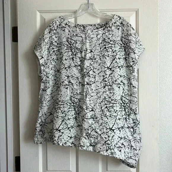 Bryn Walker Ivy Print Top - Picture 7 of 10